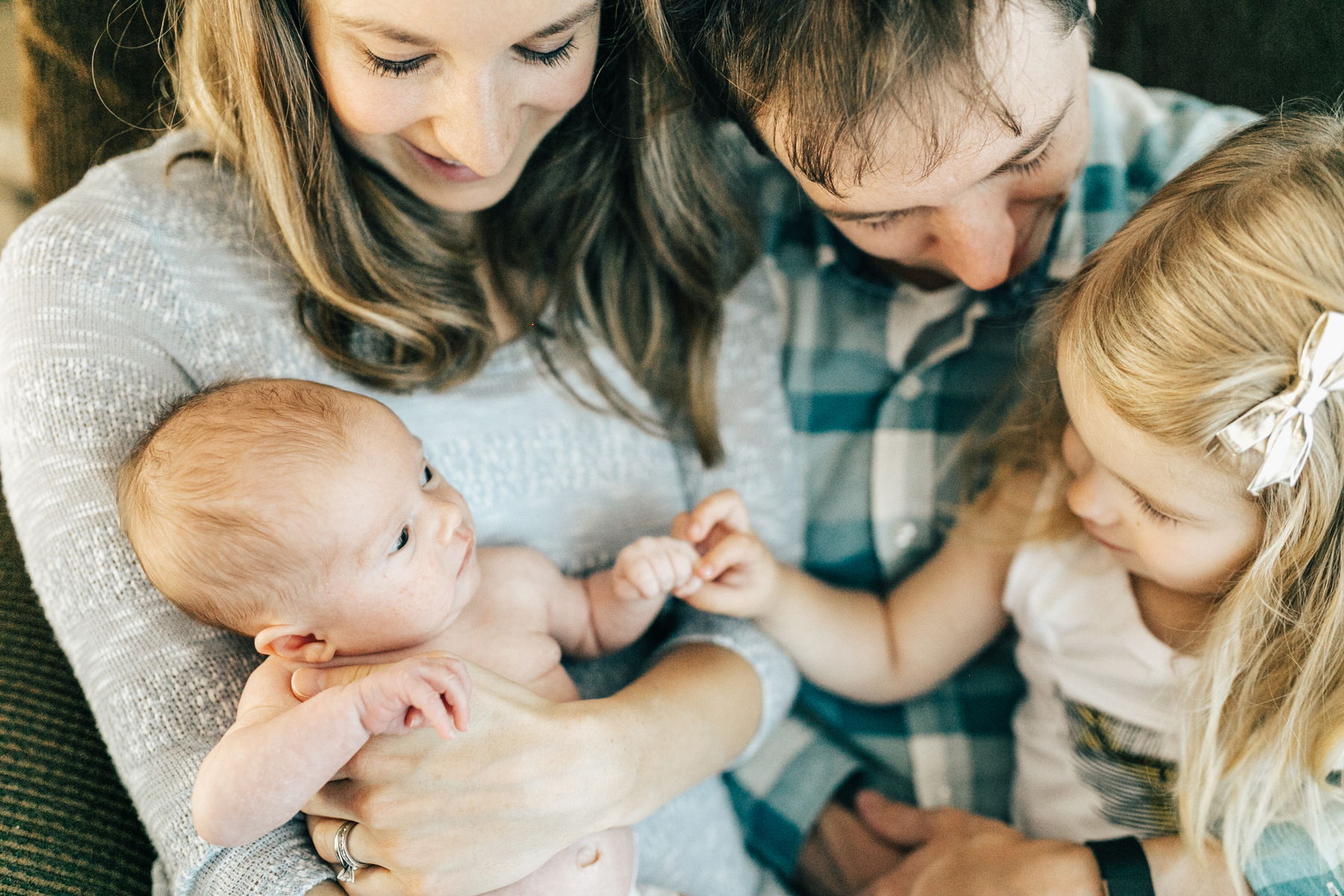 marquette michigan upper peninsula newborn infant maternity family photographer