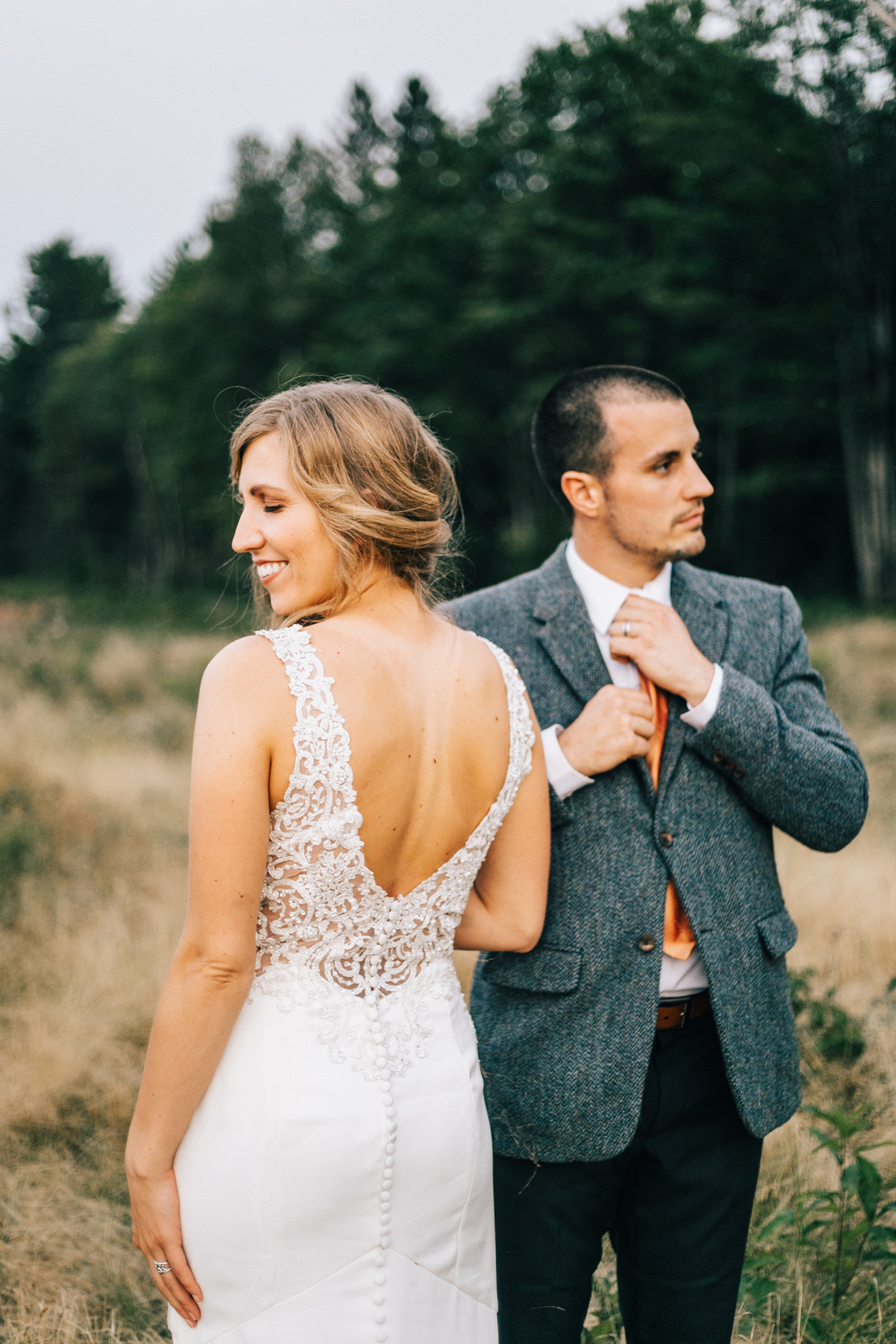 marquette Michigan wedding photographer Lake Superior black rocks presque isle snowville farms northern Michigan photographers coney wedding barn dog ring bearers